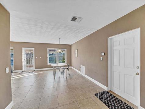 2750 SE 3rd Street Pompano Beach FL 33062