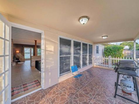 2750 SE 3rd Street Pompano Beach FL 33062