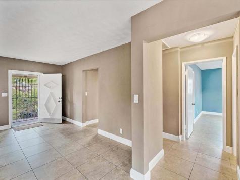 2750 SE 3rd Street Pompano Beach FL 33062