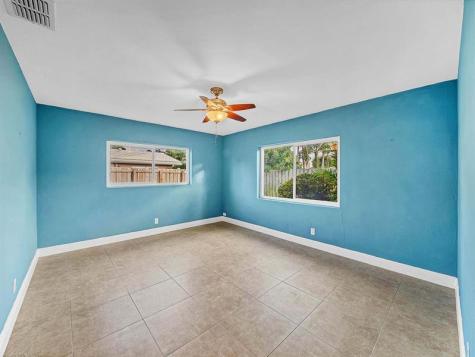 2750 SE 3rd Street Pompano Beach FL 33062
