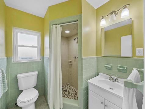 2750 SE 3rd Street Pompano Beach FL 33062