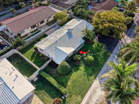 2750 SE 3rd Street Pompano Beach FL 33062