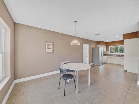 2750 SE 3rd Street Pompano Beach FL 33062