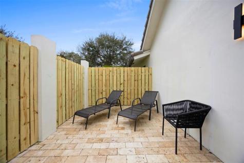 7571 Estrella Circle Boca Raton FL 33433