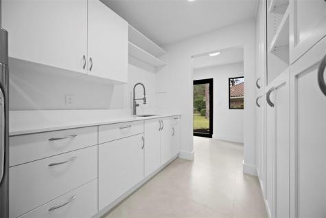 7571 Estrella Circle Boca Raton FL 33433