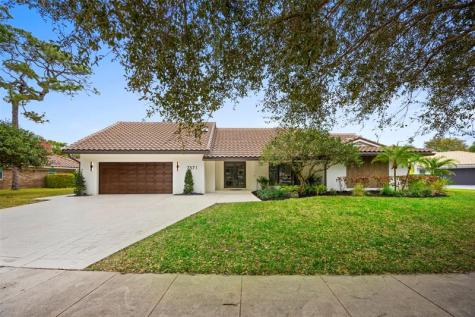 7571 Estrella Circle Boca Raton FL 33433