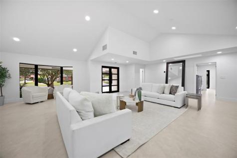 7571 Estrella Circle Boca Raton FL 33433