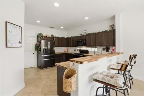 1085 Center Stone Lane Riviera Beach FL 33404