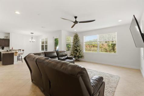 1085 Center Stone Lane Riviera Beach FL 33404