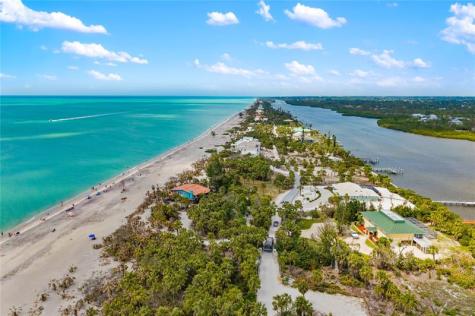 13438 Mcintosh Avenue Port Charlotte FL 33981