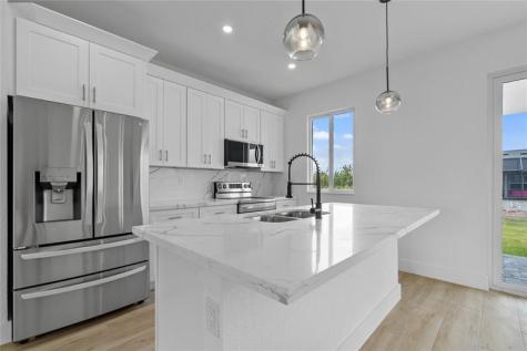 13438 Mcintosh Avenue Port Charlotte FL 33981