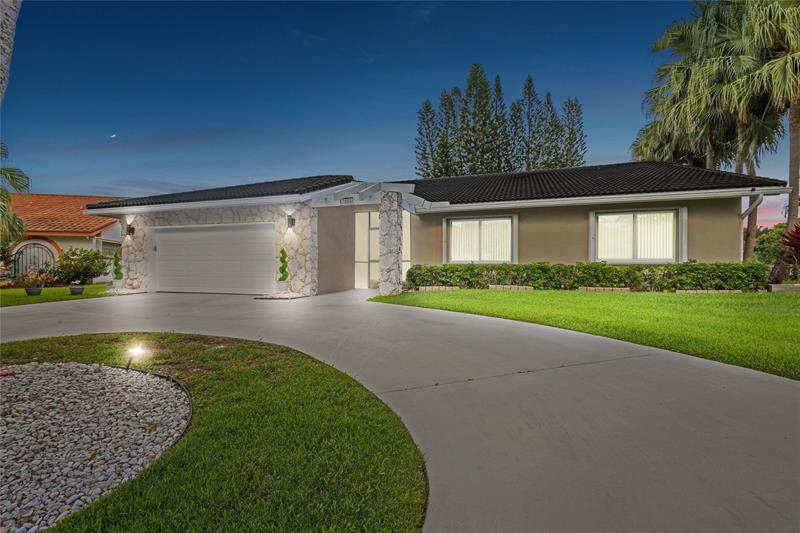 7626 NW 87th Avenue Tamarac FL 33321
