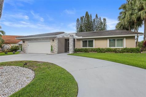 7626 NW 87th Avenue Tamarac FL 33321