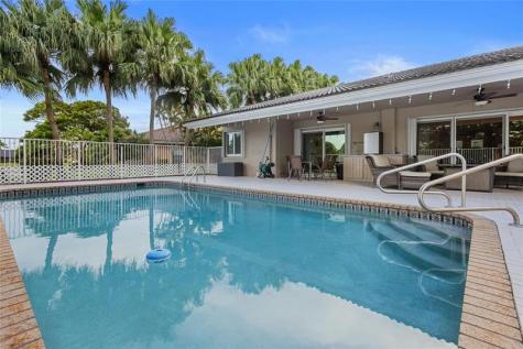 7626 NW 87th Avenue Tamarac FL 33321