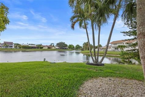 7626 NW 87th Avenue Tamarac FL 33321