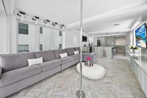 124 11TH Street Miami Beach FL 33139