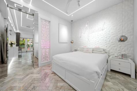 124 11TH Street Miami Beach FL 33139