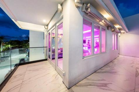 124 11TH Street Miami Beach FL 33139