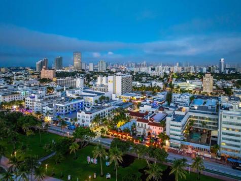 124 11TH Street Miami Beach FL 33139