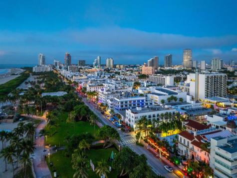 124 11TH Street Miami Beach FL 33139