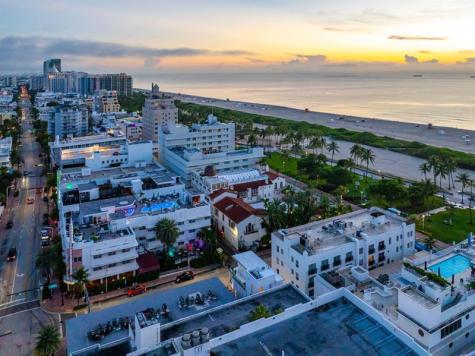 124 11TH Street Miami Beach FL 33139