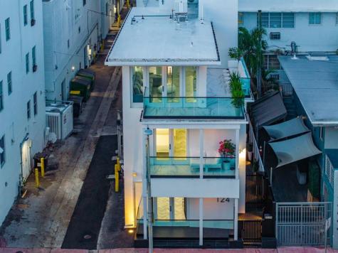 124 11TH Street Miami Beach FL 33139