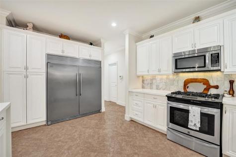 1733 NE 38th Street Oakland Park FL 33334