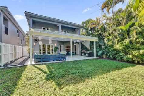 1733 NE 38th Street Oakland Park FL 33334