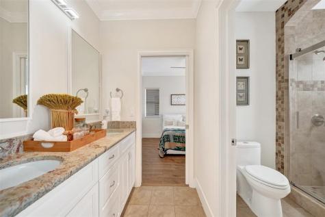 1733 NE 38th Street Oakland Park FL 33334