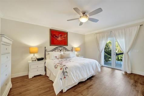 1733 NE 38th Street Oakland Park FL 33334