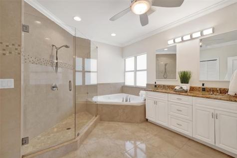 1733 NE 38th Street Oakland Park FL 33334
