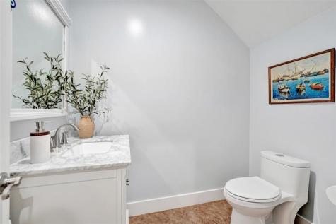 1733 NE 38th Street Oakland Park FL 33334