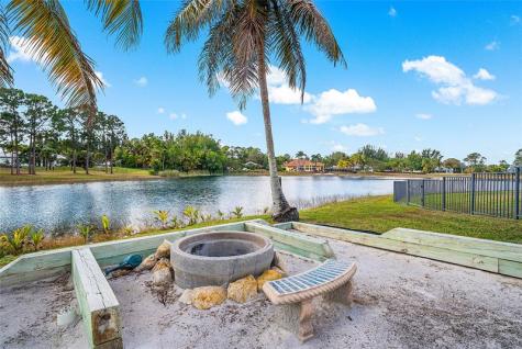 8035 Dillman Road West Palm Beach FL 33411