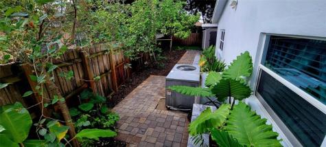 4153 NW 47th Terrace Lauderdale Lakes FL 33319