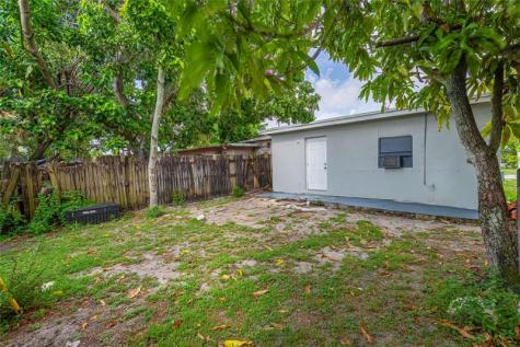 1910 SW 63rd Terrace North Lauderdale FL 33068