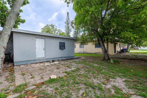 1910 SW 63rd Terrace North Lauderdale FL 33068