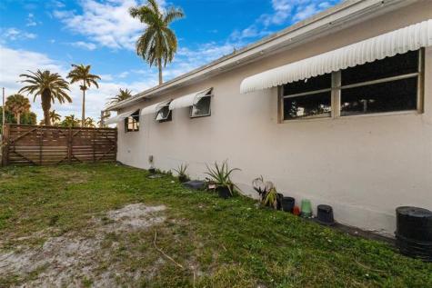 3105 Hollywood Boulevard Hollywood FL 33021