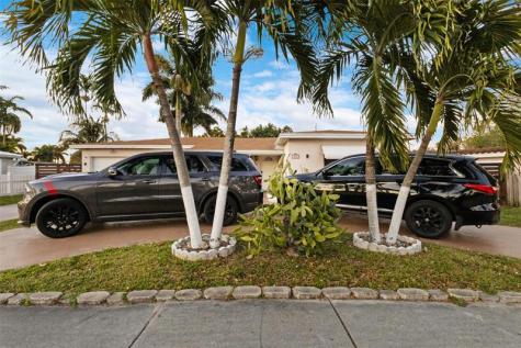 3105 Hollywood Boulevard Hollywood FL 33021