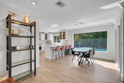 872 Appleby Street Boca Raton FL 33487