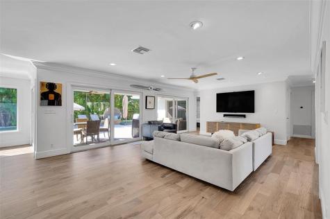 872 Appleby Street Boca Raton FL 33487