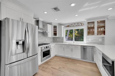 872 Appleby Street Boca Raton FL 33487