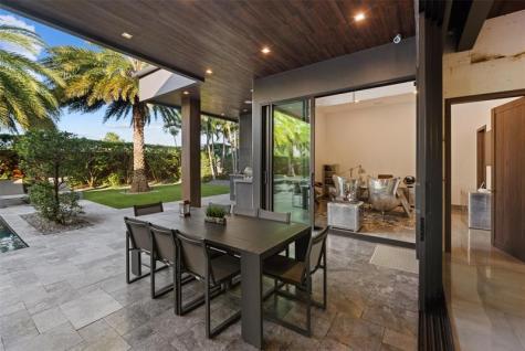 2213 NE 37th Drive Fort Lauderdale FL 33308