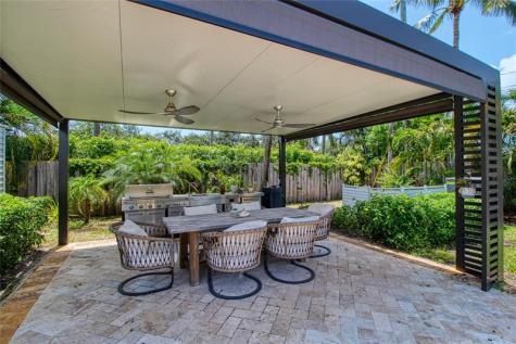 2080 NE 26th Street Lighthouse Point FL 33064
