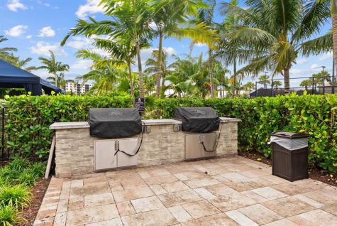 2535 Primrose Place Oakland Park FL 33309