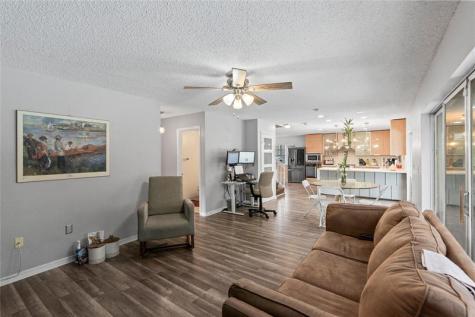 520 Sumter Avenue Davie FL 33325