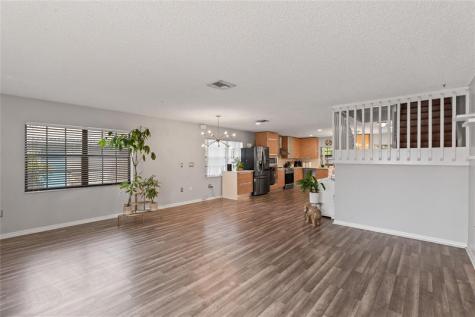 520 Sumter Avenue Davie FL 33325