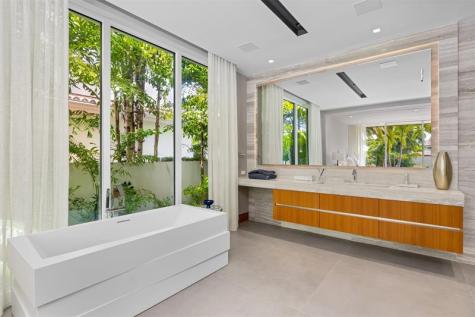 650 Royal Plaza Drive Fort Lauderdale FL 33301