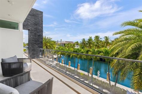 650 Royal Plaza Drive Fort Lauderdale FL 33301