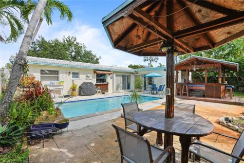 3370 SW 15th Court Fort Lauderdale FL 33312