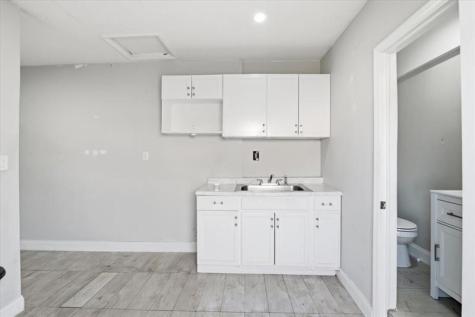 640 SW 68th Terrace Pembroke Pines FL 33023
